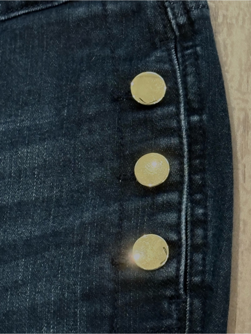 Crown & Ivy Dark Wash Embellished Metallic Button Skinny Jeans Size Petite 14 - Picture 2 of 14